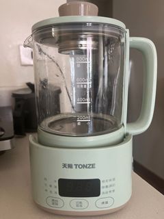 Electric kettle, glass.