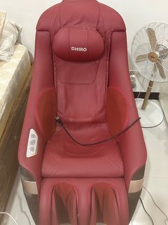 HIRO massage chair