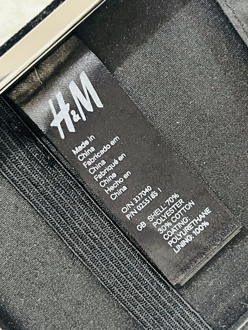H M NEW NO BOX WALLET VELVET Women s Fashion Bags Wallets Wallets Card holders on Carousell
