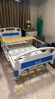 Hospital Bed (2 cranks)
