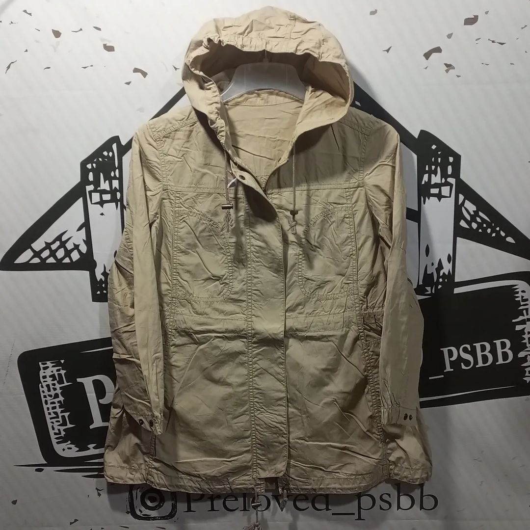 Jaket UNIQLO CASUAL PRIA murah