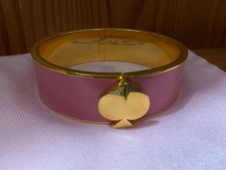 （分類：）位於 。 由 ckrapi 提交（商品編號 1291478176，圖片 1）。簡介： 。