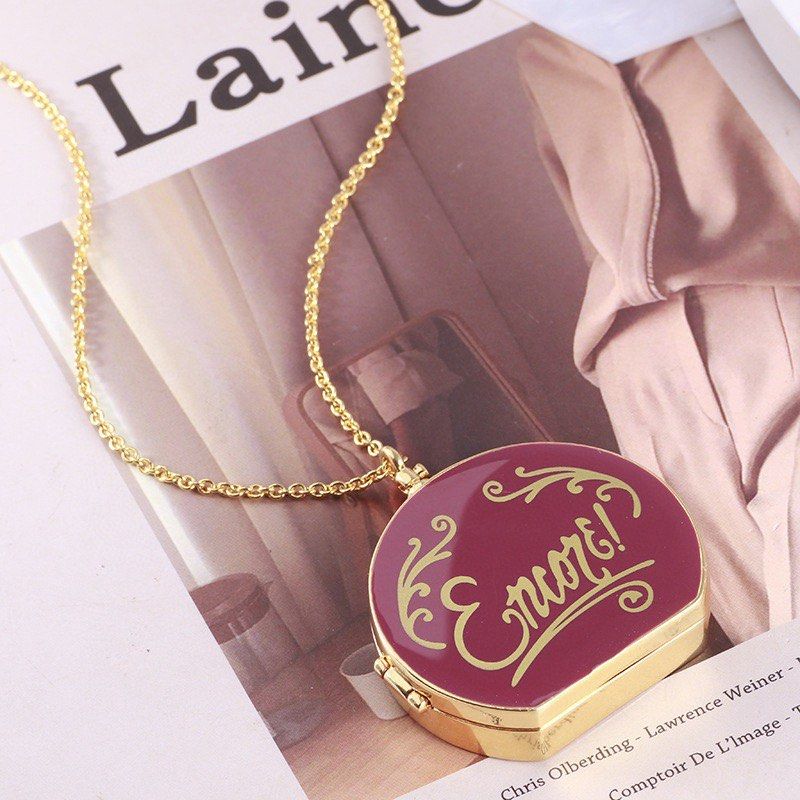 Encore name necklace hotsell