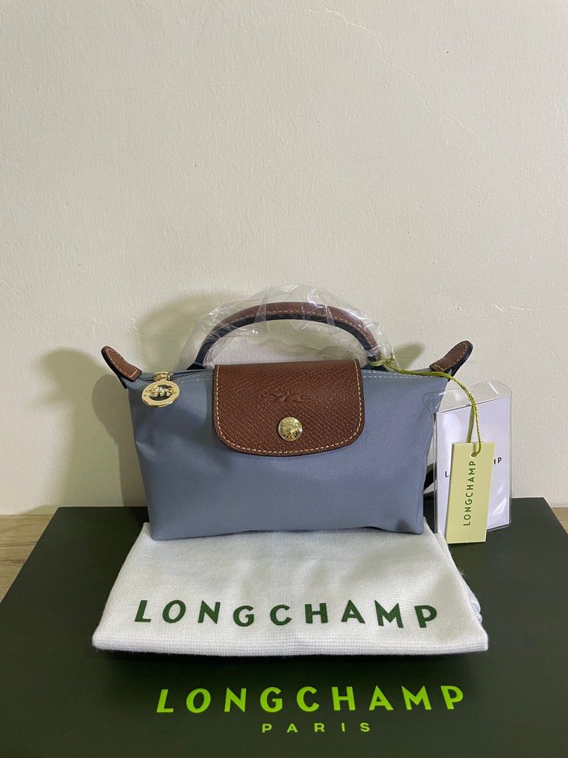 Longchamp mini authentic (Category: Luxury Bags & Wallets) located in Cabuyao City. Submitted by luxbymishy (Listing ID 1291448657, Image 1). Description: Brand new complete Guaranteed authentic Available also with strap 4k only.