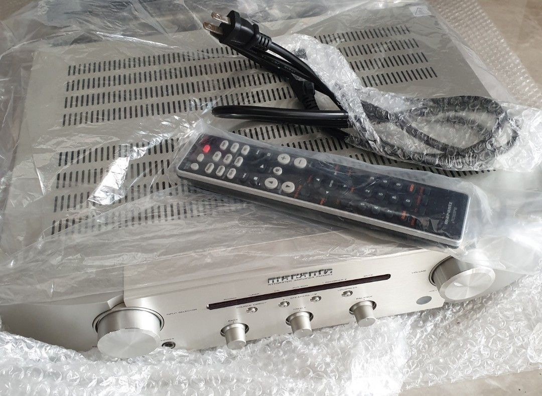 Marantz PM5003 Integrated Amplifier (Category: Soundbars, Speakers & Amplifiers) located in Manila. Submitted by racz03 (Listing ID 1291396828, Image 1). Description: New Arrival... Marantz pm5003 Integrated Amplifier. In Excellent Working & Presentable Condition. With Remote Control. With Phono input For your Turntable. Operating Power Voltage 100V Impedance 4-8 Ohms 55 watts + 55 watts 4 Ohms 40 watts + 40 watts 6 Ohms Weight- 6.7 kilograms.