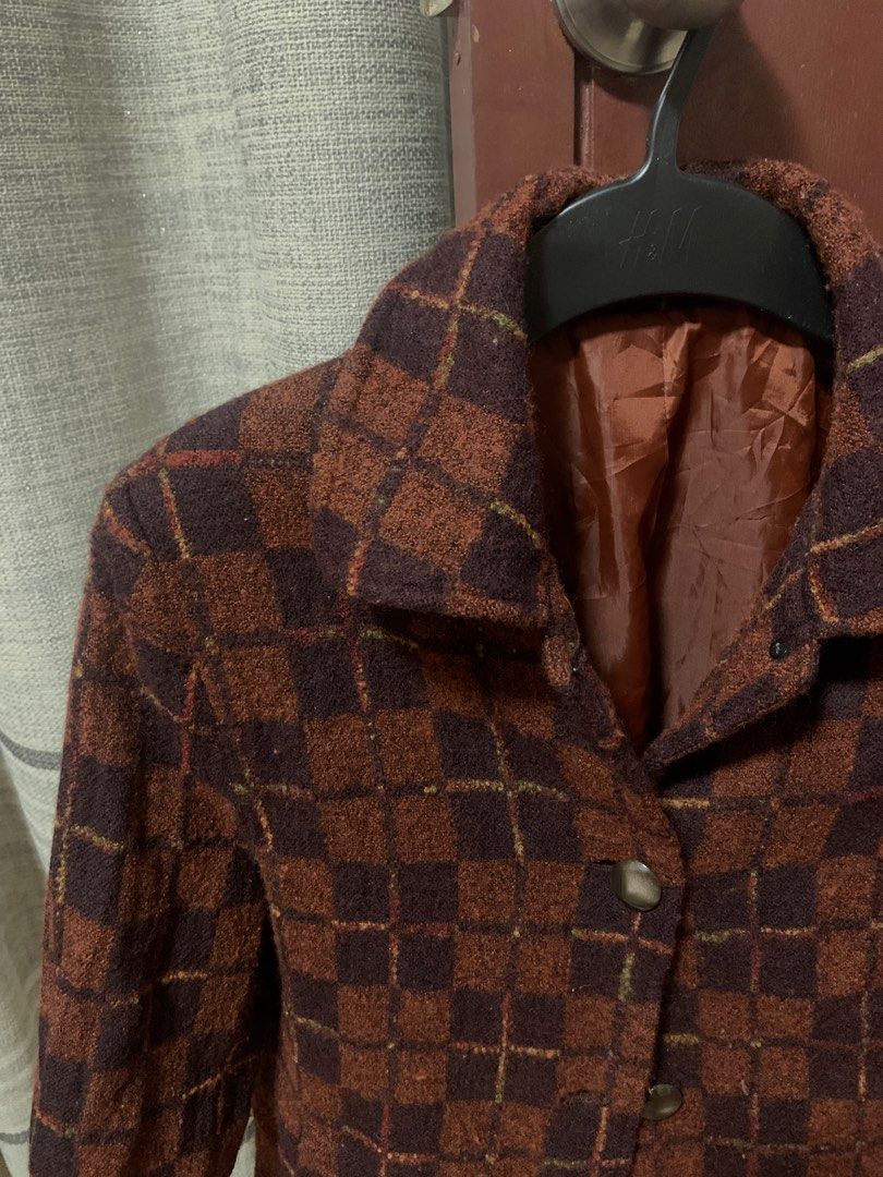 Mary Lester Vintage Blazer (Category: Coats, Jackets and Outerwear) located in Imus. Submitted by juju.s___corner (Listing ID 1291531717, Image 2). Description: mod: lbc and j&t mop: gcash or bank transfer dm me for more photos!.
