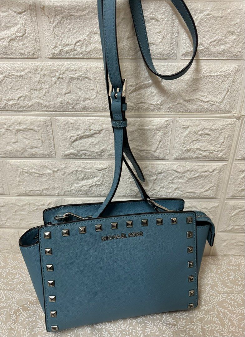 Michael Kors Selma Sling Bag