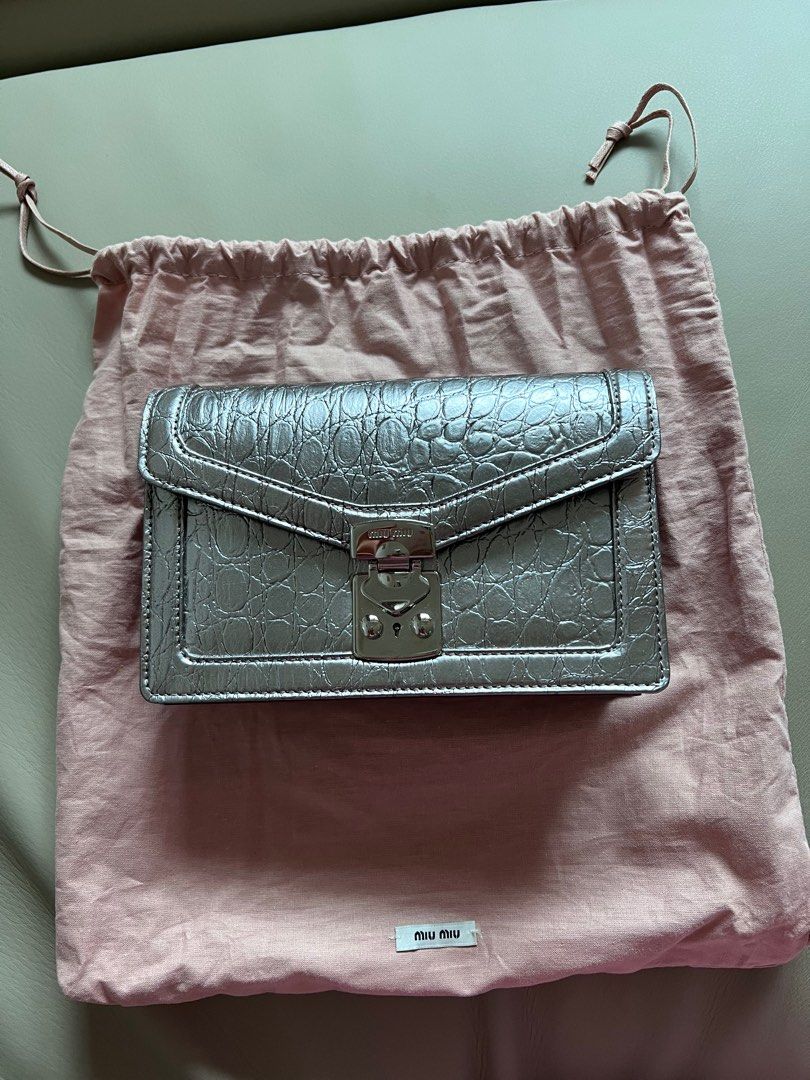 Miu miu mini bag online