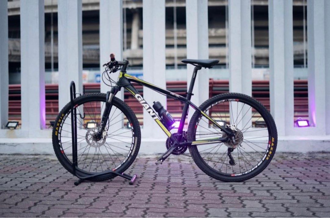 Giant top revel 27.5