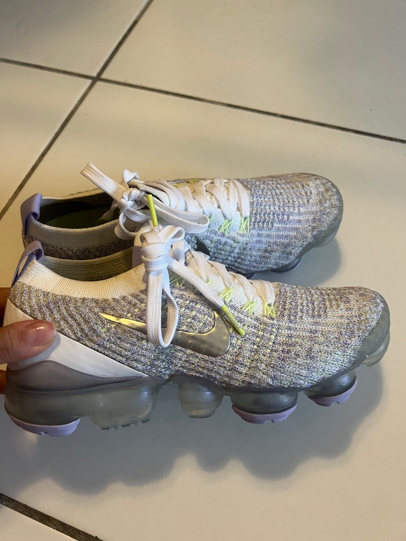 Light purple hot sale vapormax