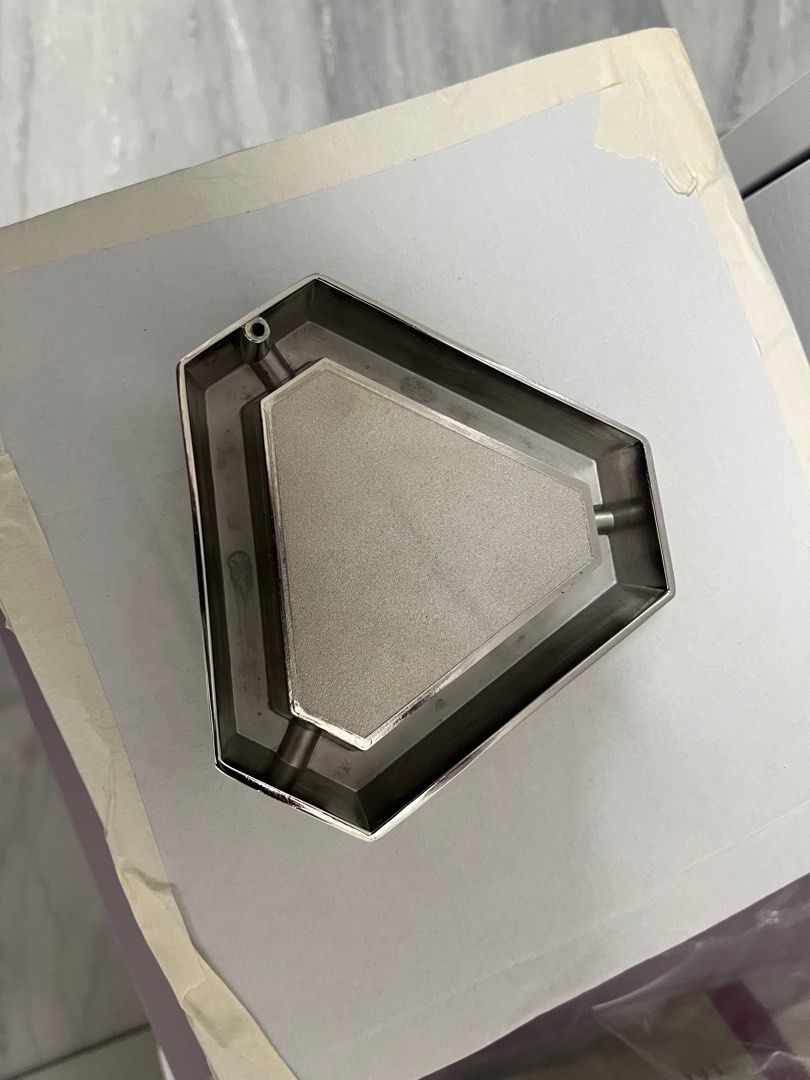 Palace 灰皿 TRI-FERG ASH TRAY SILVER TRI-FERG CERAMIC ASHTRAY