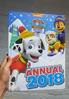 Paw Patrol Annual 2018 (with Activity)