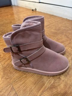Pink UGG style winter boots 