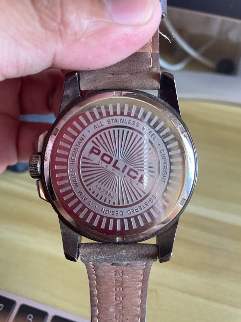 POLICE NAVIGATOR GREY LEATHER WATCH Men s Fashion Watches