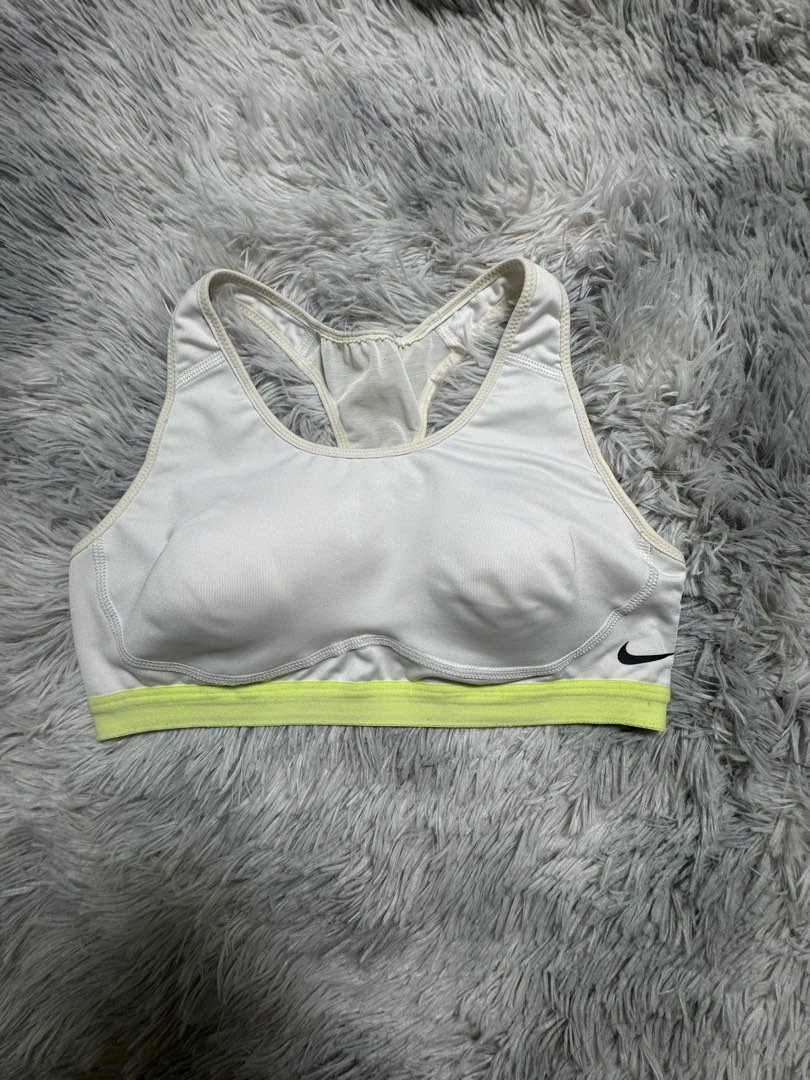 Preloved NIKE Sport bra pakaian wanita fitness olahraga gym, Olah