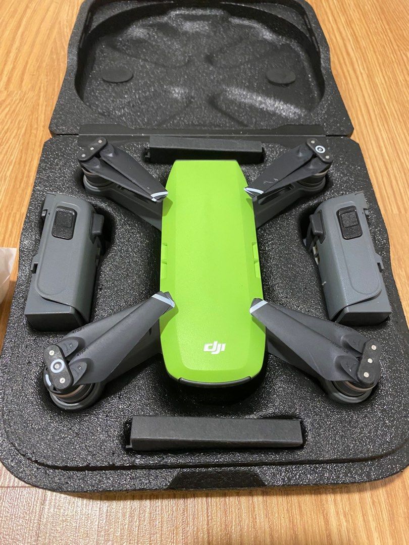 Dji spark meadow green fly 2025 more combo