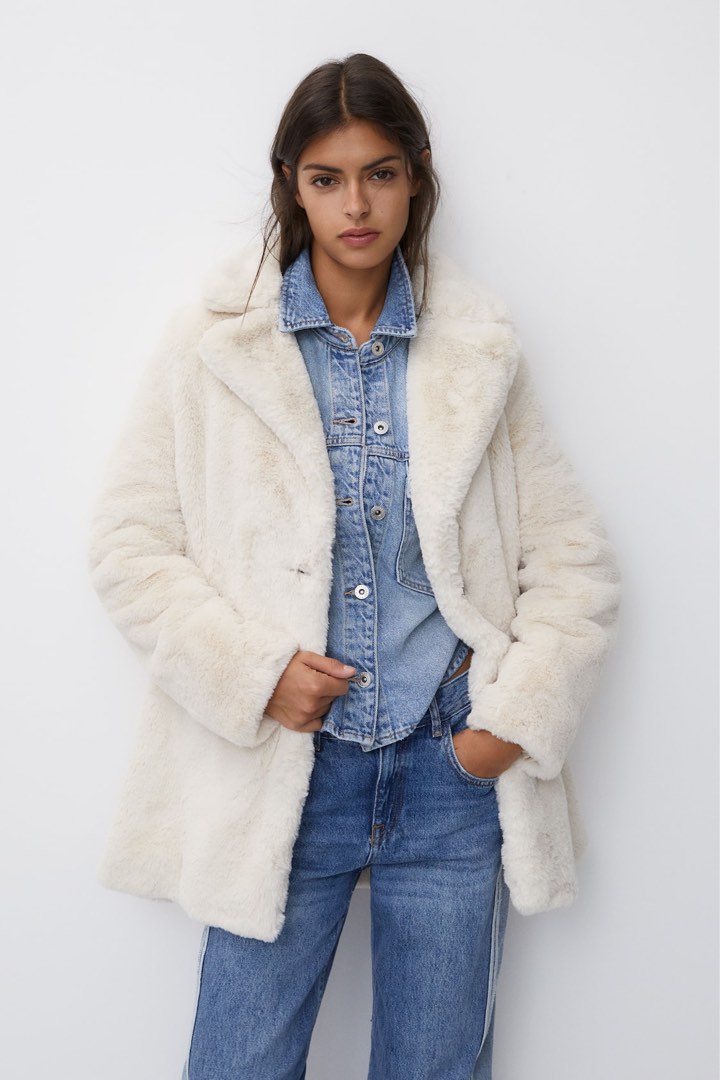 Pull bear fur coat