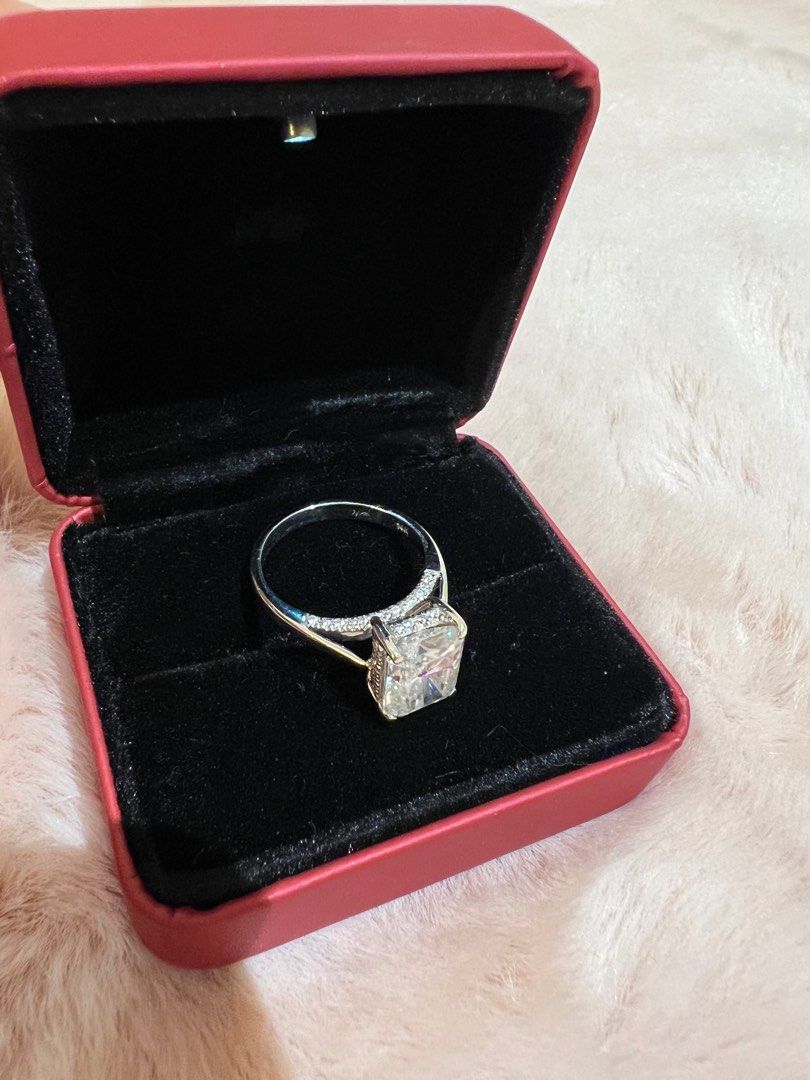 4 carat Radiant cut moissanite ring Women s Fashion Jewelry