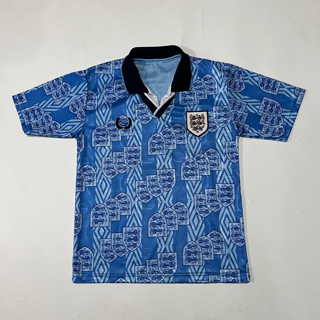 Football shop shirt app