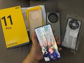 REALME 11 PRO 5G GREEN with CASES GOOD AS NEW!! NO CHARGER!