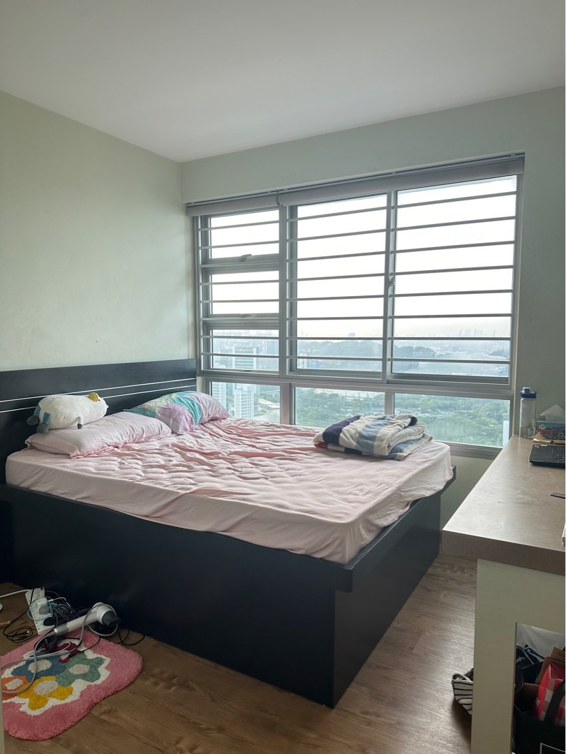 (Category: ) located in . Submitted by aly.c (Listing ID 1291431404, Image 1). Description: .
