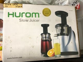 Slow juicer