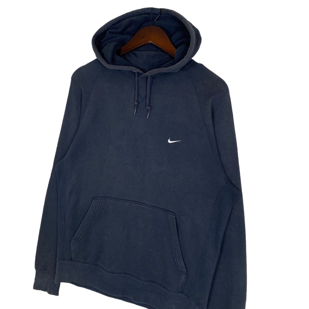 Nike hoodie with top small logo