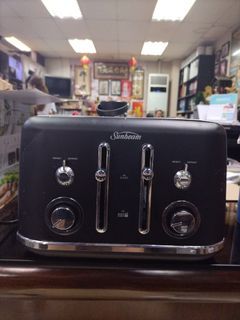 Sunbeam Toaster Black With Issue