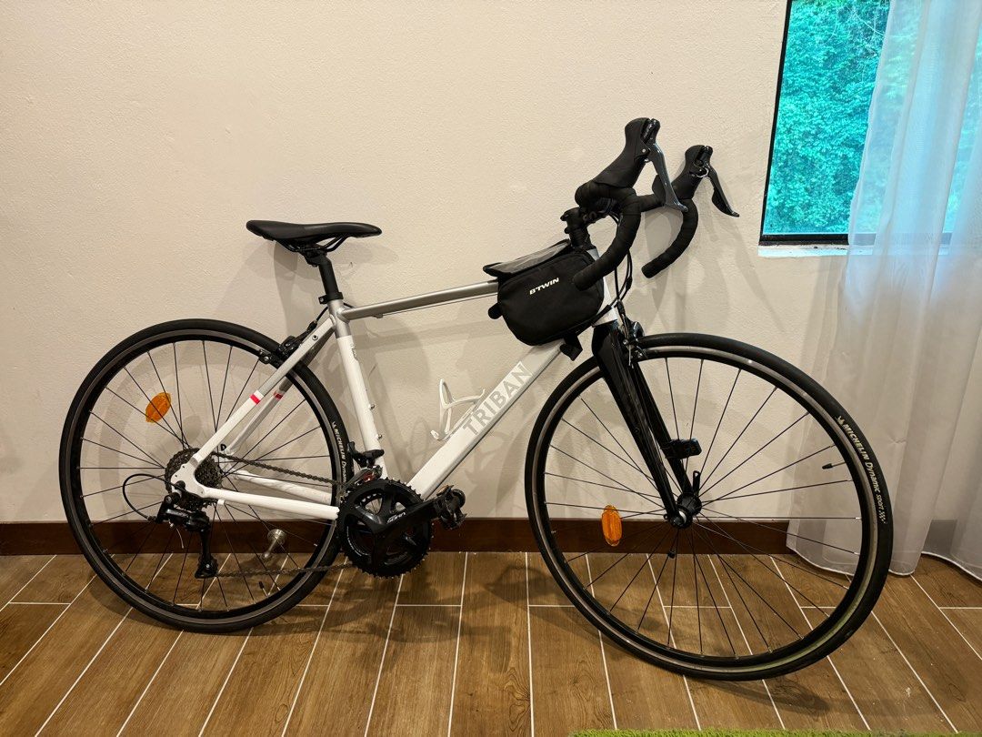 Triban regular 9speed road bike size S