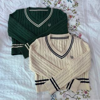 (Category: ) located in . Submitted by chloglowie (Listing ID 1291378704, Image 1). Description: .