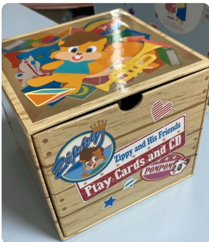 高評価！ DWE Zippy Cards Play Friends His and 知育玩具