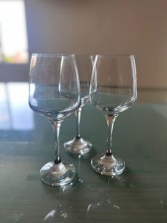 10 wine glasses different sizes