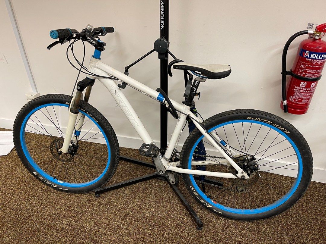 Trek 3900 sale 2010