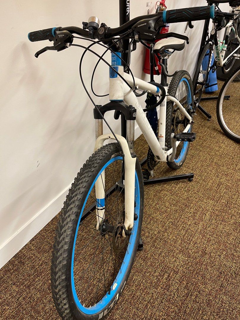 2010 trek 3900 2025