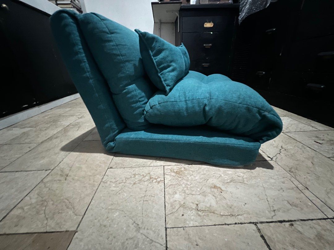 3-1 Reclining Sofa Bed (Category: Sofas) located in Caloocan City. Submitted by ojdelacruzii (Listing ID 1291633638, Image 2). Description: RFS: Moving Houses no Space Issue: Has a Slight Dog Smell (I use to Sleep beside my dog) Bought in 2017 from Blims Furniture for 28,000php Slightly Negotiable Pick-Up Eastwood City.
