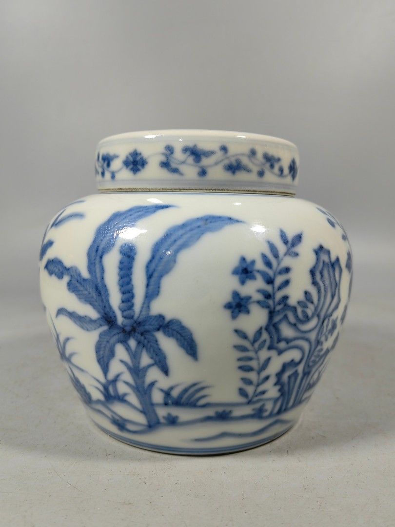 古董瓷器收藏：明成化款青花花石紋蓋罐（入明）收藏品級別💎💎💎, 興趣 