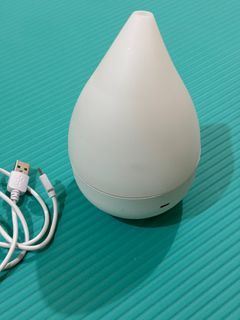 Atomizer / Humidifier with Essential Oil