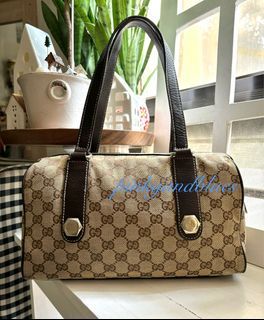 Authentic Gucci Charmy Bag