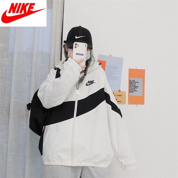BRAND NEW IN STOCK FREE DELIVERY Nike Windbreaker Ready Stock
