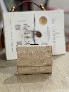 （分類：）位於 。 由 rosieleeee 提交（商品編號 1291607884，圖片 1）。簡介： 。