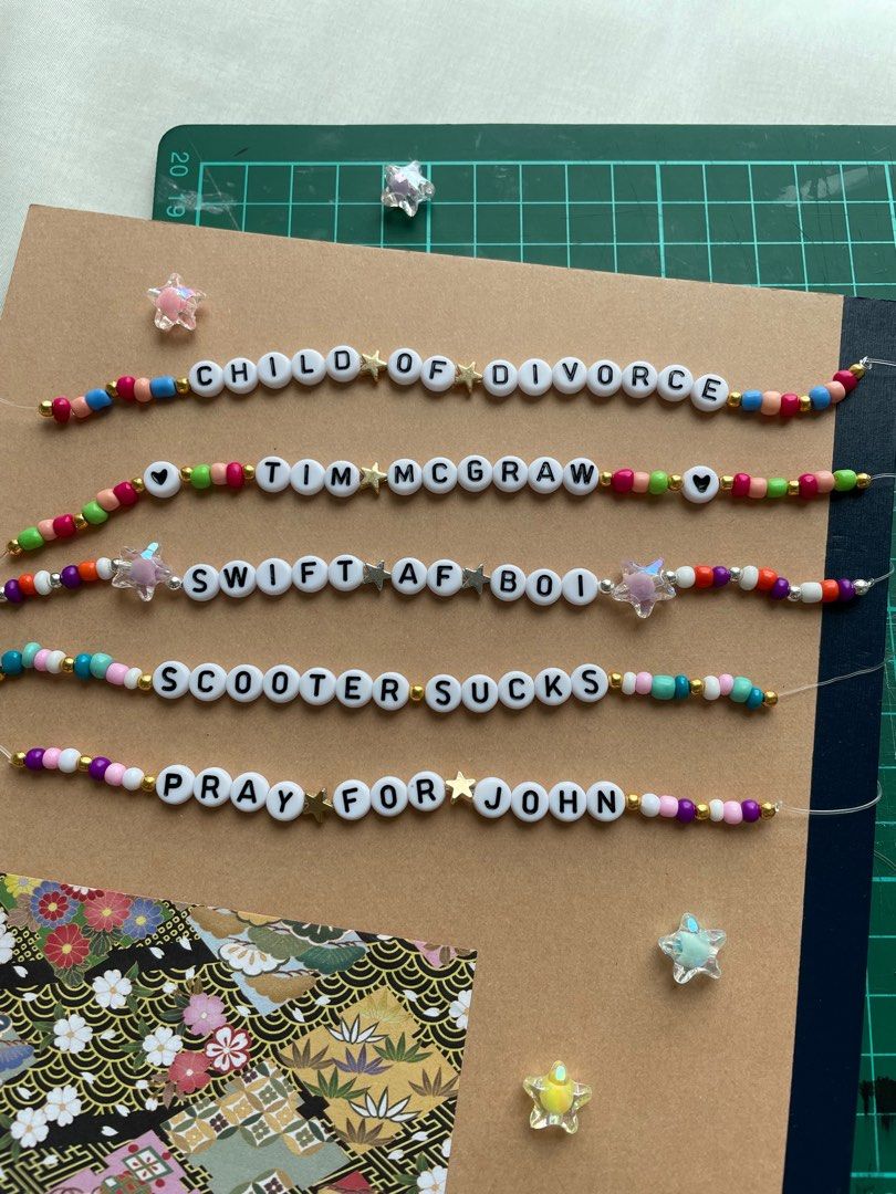 CUSTOM NAME OR SAYING Friendship Bracelets Gelang Nama Custom