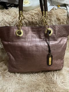 (Category: ) located in . Submitted by preloved.29 (Listing ID 1291560109, Image 1). Description: .