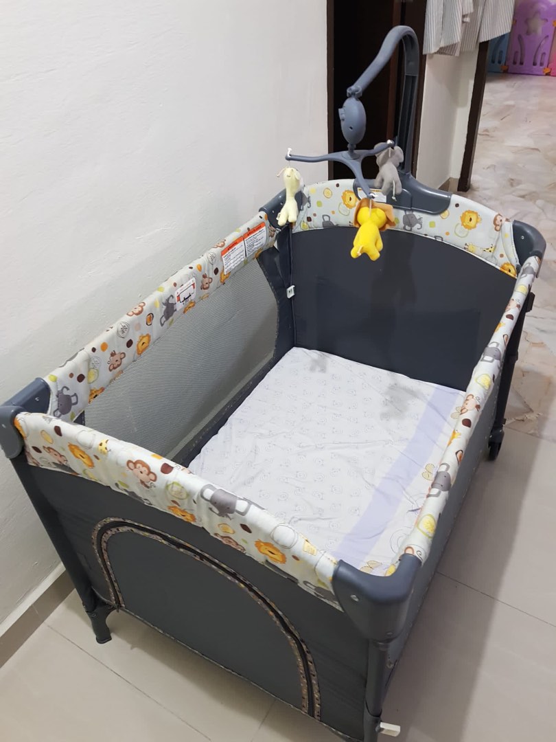 Danilove baby cot clearance