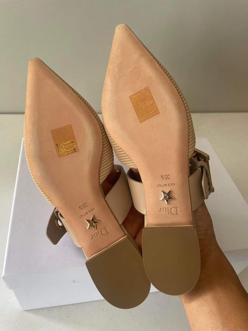 D-Dior mules size 35.5 (Category: Sneakers & Footwear) located in Manila. Submitted by donna___ (Listing ID 1291566155, Image 3). Description: So so hard to let this go. Brand new (only tried on indoors) With box and dust bags Ganda in person!!! Rfs: wrong size.