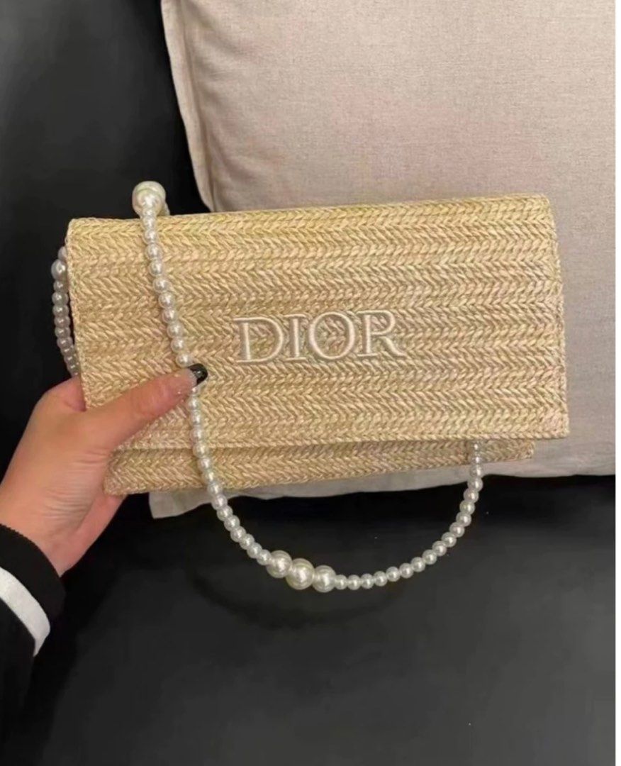 DIOR WOVEN PEARL SHOULDER BAG (Category: Luxury Bags & Wallets) located in Manila. Submitted by blessiealvarez111 (Listing ID 1291634622, Image 1). Description: This item is for VIP GIFT, why mura? it’s a complimentary gift with purchase from VIP clients. 💯Authentic Preorder Woven material with pearlchain What you see is what you get Ang shala nito mga mi. .
