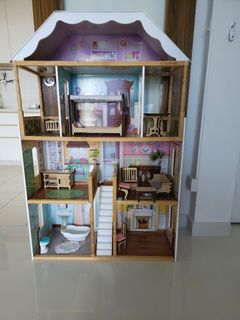 (Category: ) located in . Submitted by sonrisay (Listing ID 1291559859, Image 1). Description: .