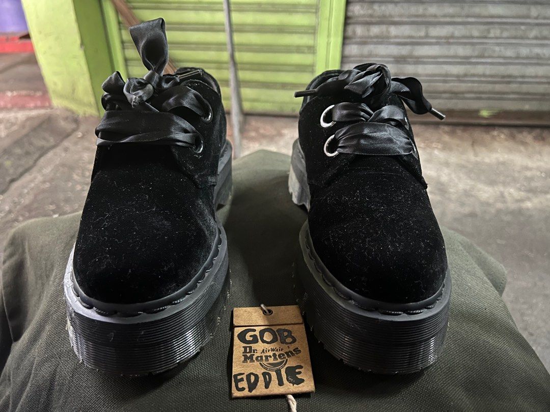 Dr martens hot sale holly velvet