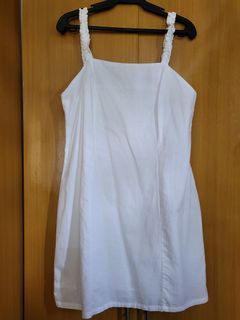 Editor's Market White Linen dress