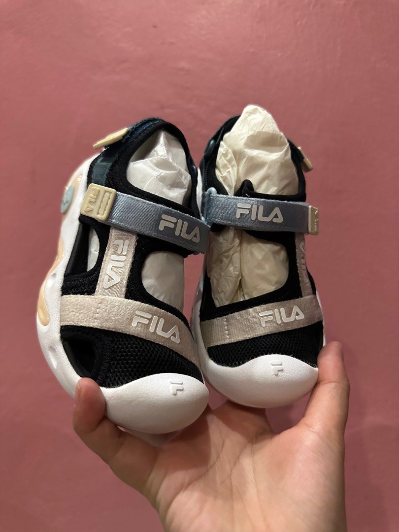 Fila sandals kids black deals