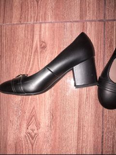 Fioni Black Shoes 2 inch heels